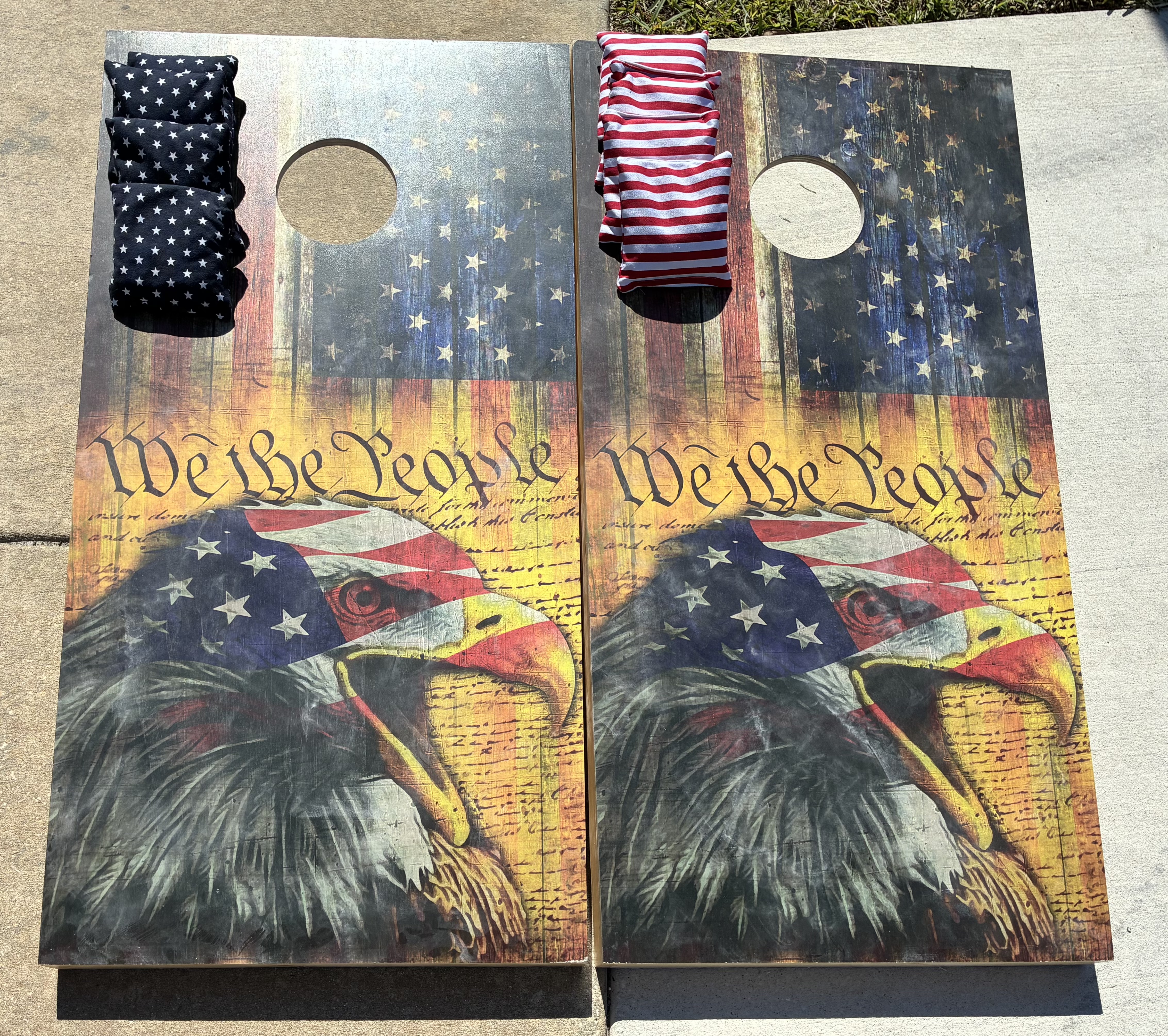 Corn Hole / Bean Bag Toss